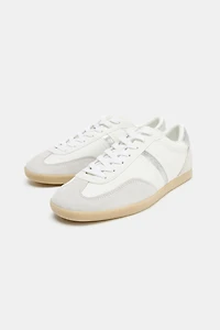 ATHLETIC SHOES