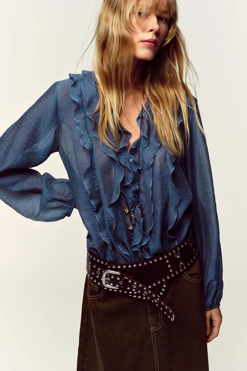 RUFFLED BLOUSE