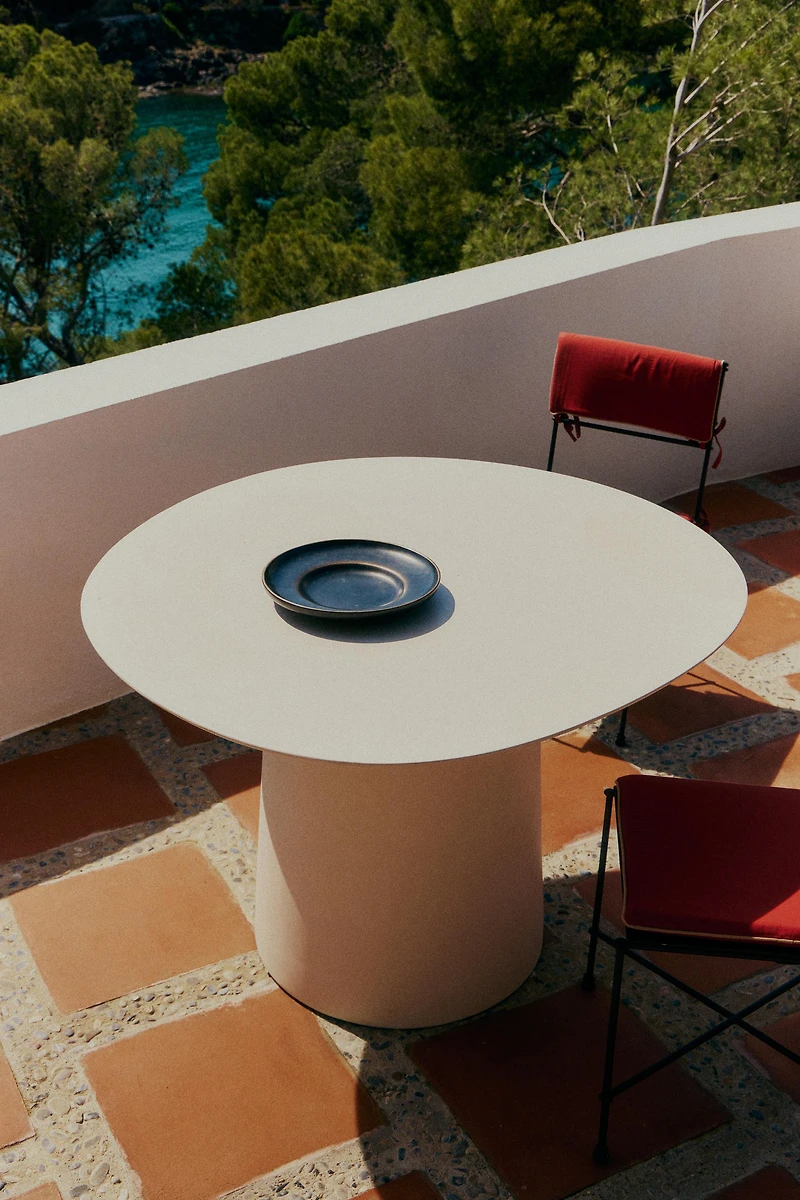 TABLE RONDE CIMENT EXTÉRIEUR