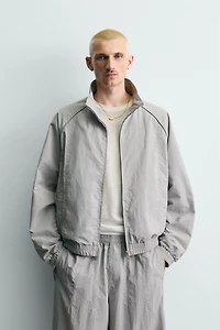 VESTE TECHNIQUE À CONTRASTES
