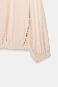 CONTRAST STITCH BALLOON TOP