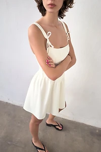 CORSET-STYLE VOLUMINOUS DRESS