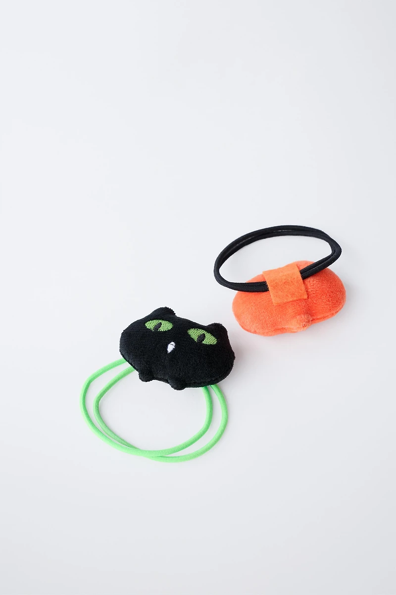 TWO-PACK OF PUMPKIN AND CAT HAIR TIES