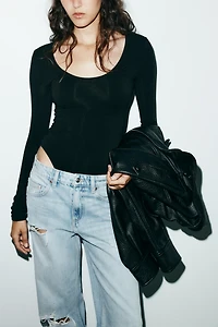 LONG SLEEVE SOFT BODYSUIT
