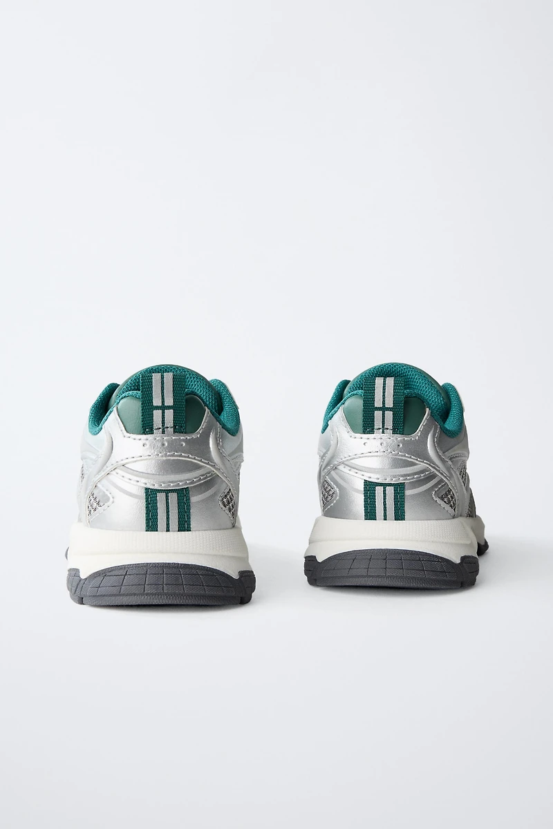 MESH SNEAKERS