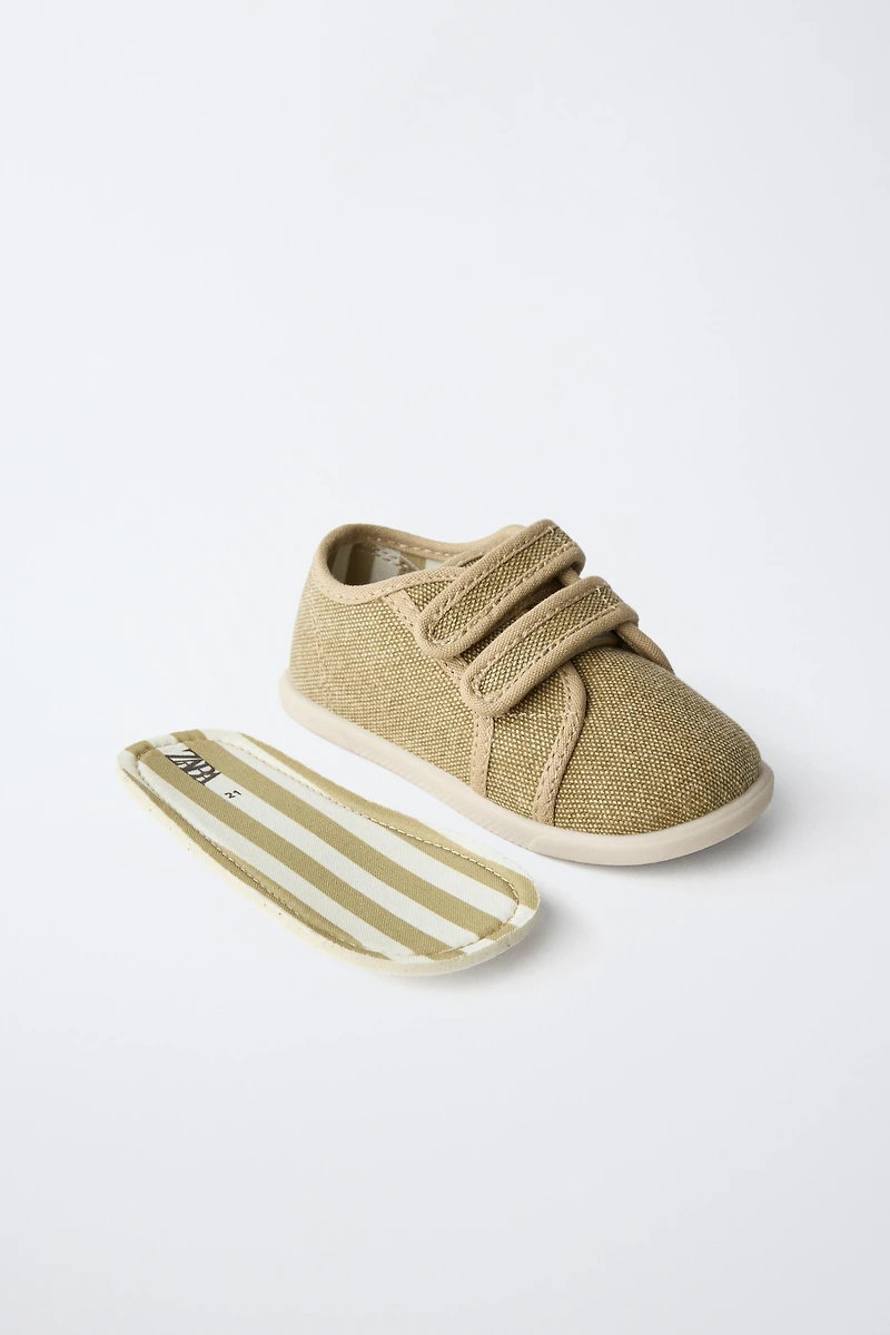 TEXTILE BAREFOOT SNEAKERS