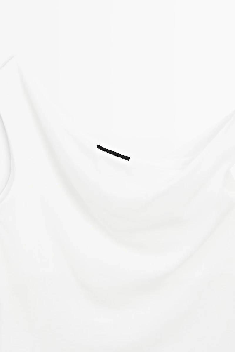Asymmetric off-the-shoulder top