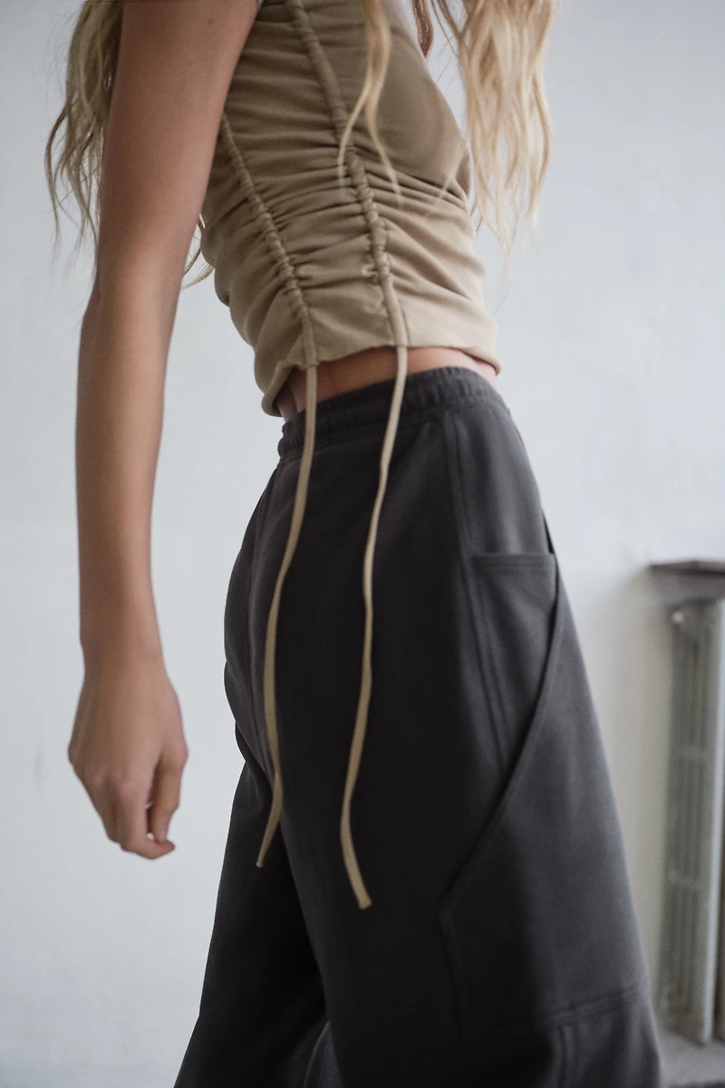 ADJUSTABLE RUCHED T-SHIRT