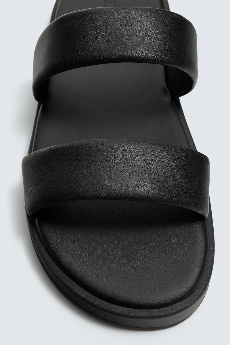 LEATHER STRAP SANDALS