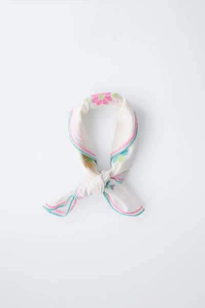 CROSS-STITCH FLORAL BANDANA