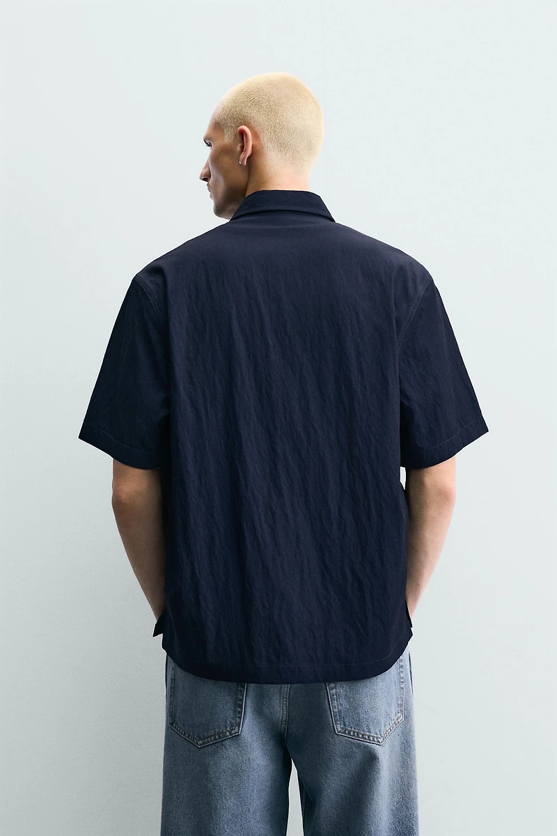 RELAXED FIT FLOWY SHIRT