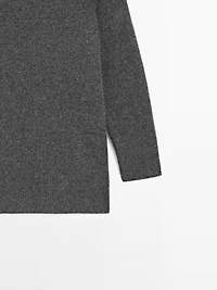 100% cashmere oversize sweater with elbow patches