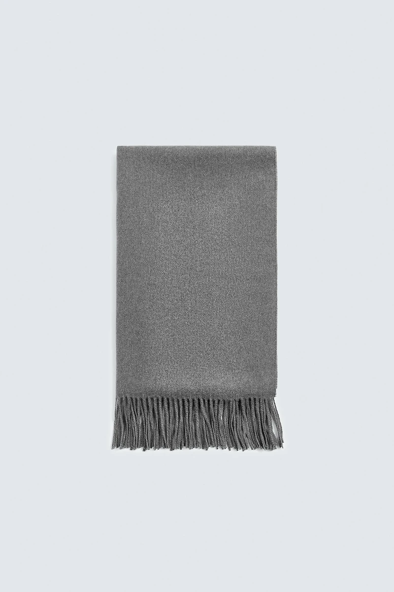 ÉCHARPE À FRANGES