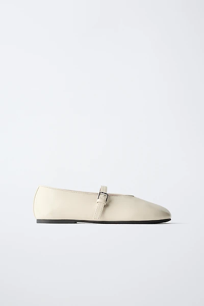 PATENT BALLET FLATS