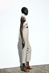 PANTS WITH A HIGH WAIST