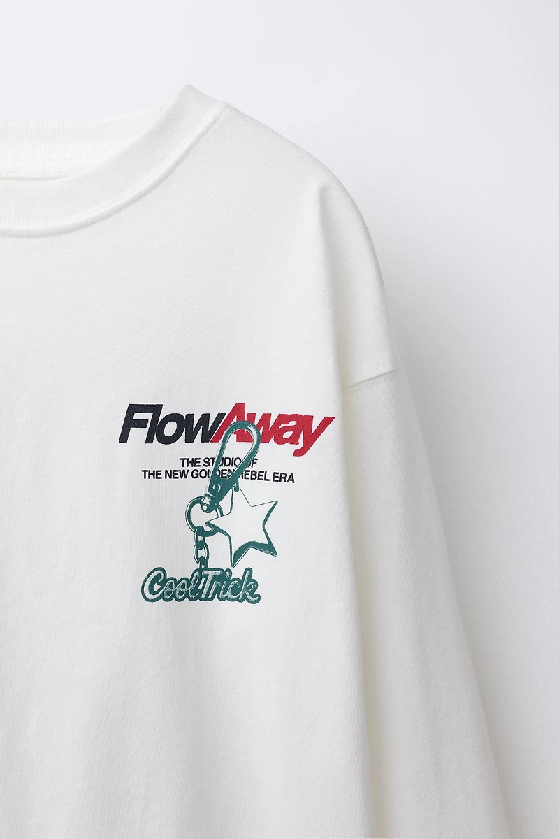 T-SHIRT À IMPRIMÉ PORTE-CLÉS