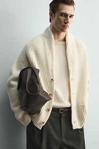 TEXTURED CARDIGAN LIMITED EDITION