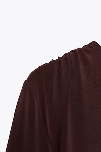 LONG SLEEVE RUCHED T-SHIRT
