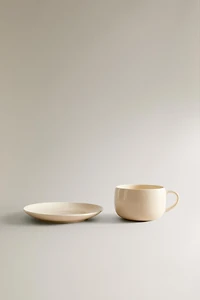 PLAIN STONEWARE TEACUP