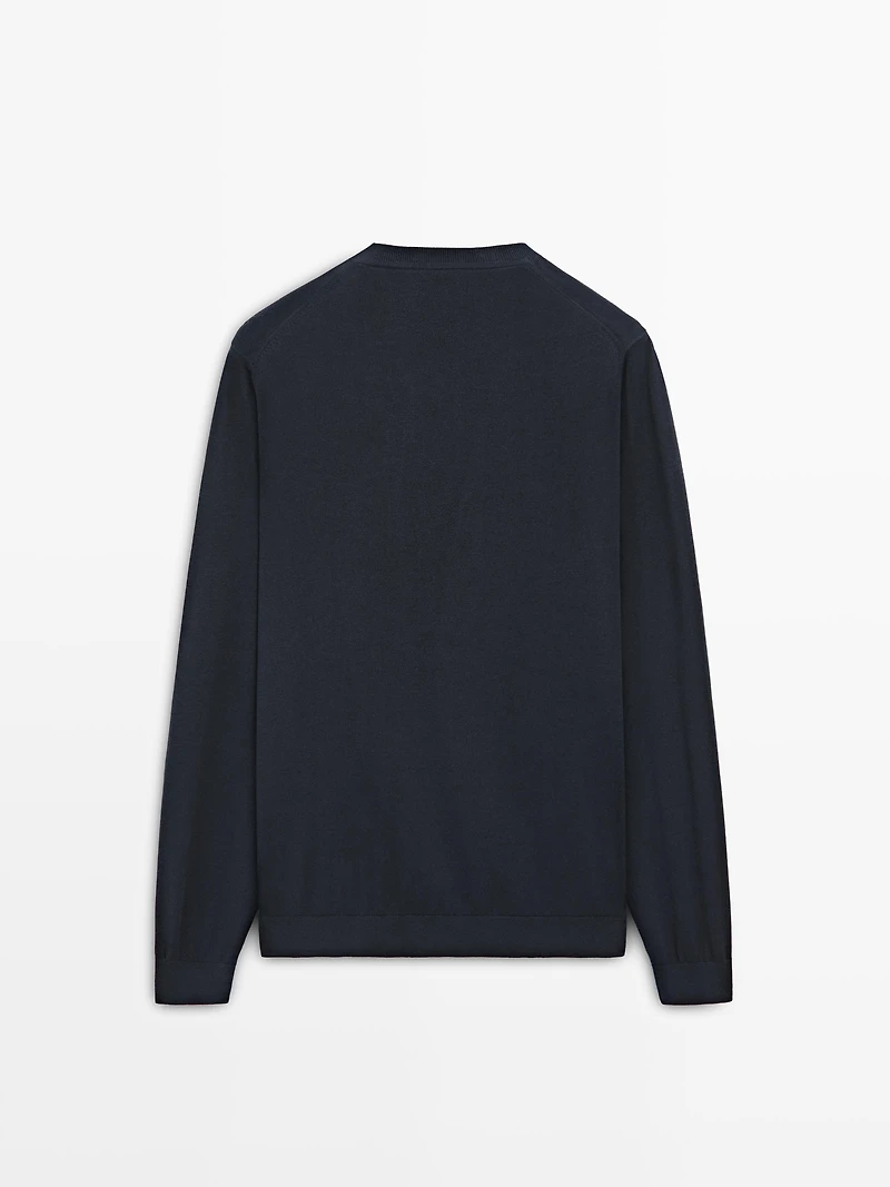 Pull col V en maille de coton mélangé