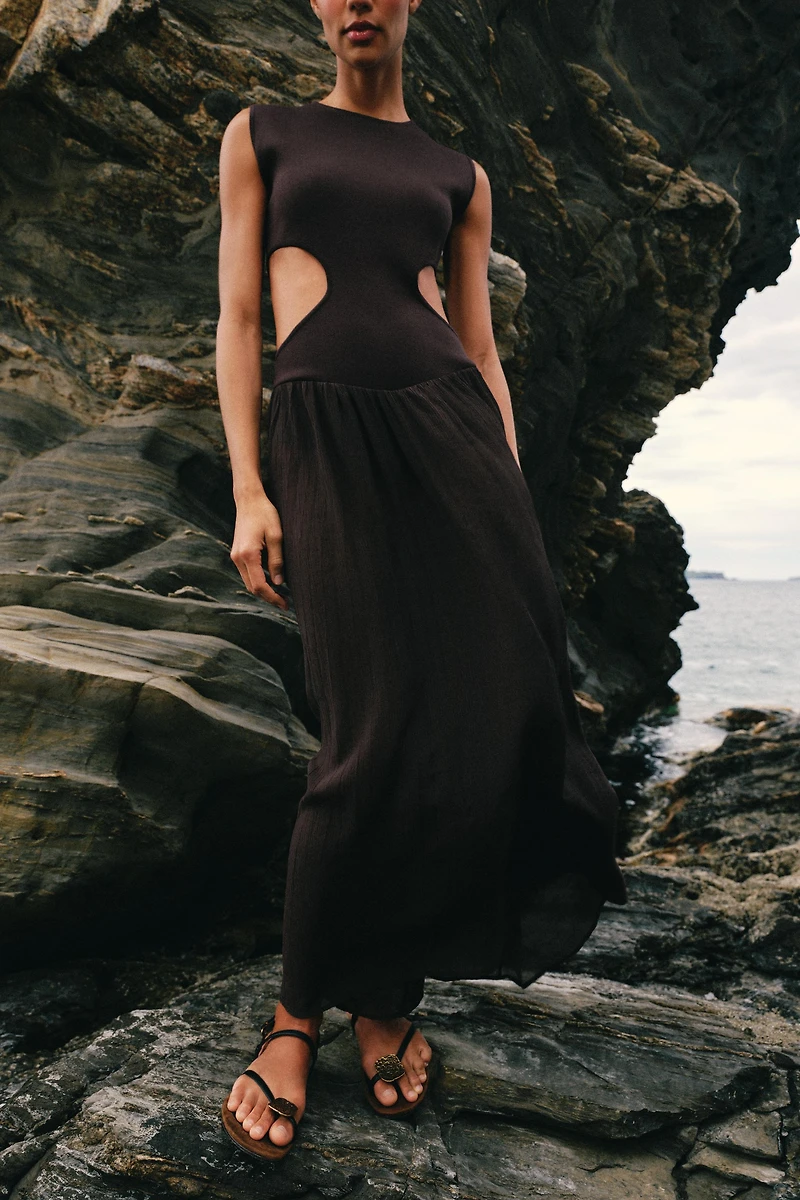 CUT OUT KNIT DRESS