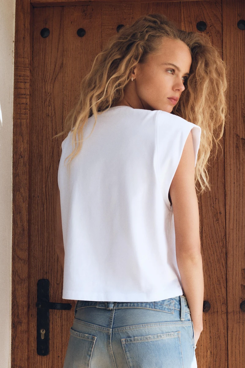 T-SHIRT SANS MANCHES EFFET DÉLAVÉ