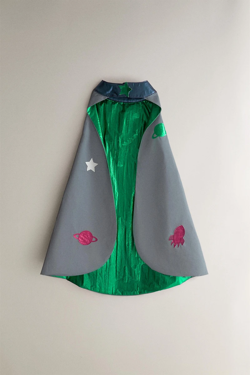KIDS’ SPACE CAPE COSTUME