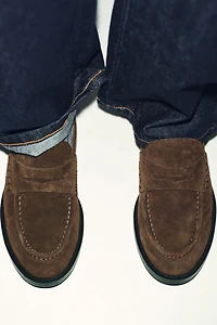 SPLIT LEATHER LOAFERS