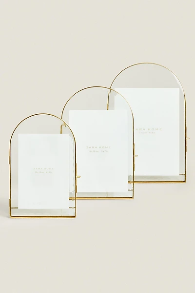 GOLDEN ARCH PICTURE FRAME
