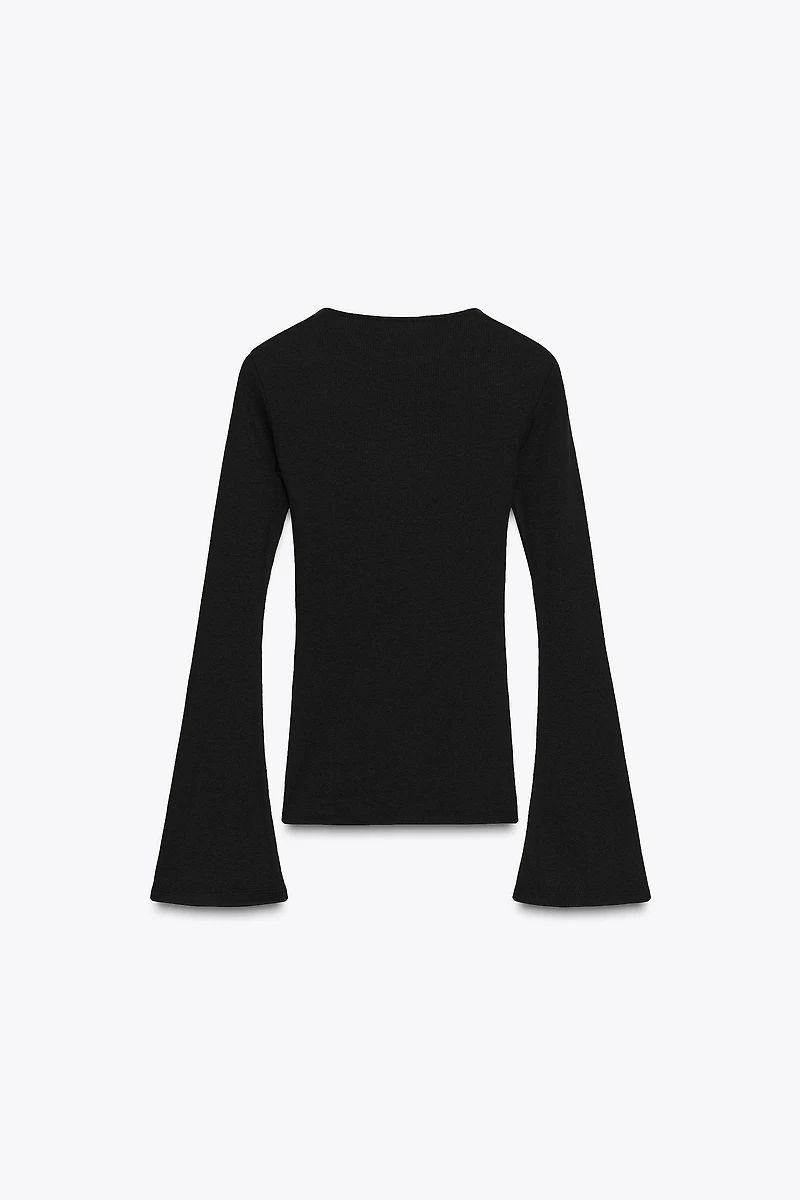 RIB TOP WITH FLARED SLEEVES