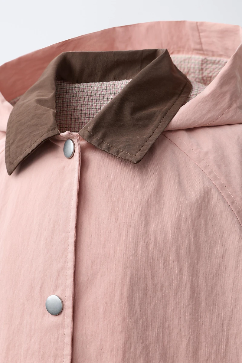 LIGHTWEIGHT HOODED PARKA