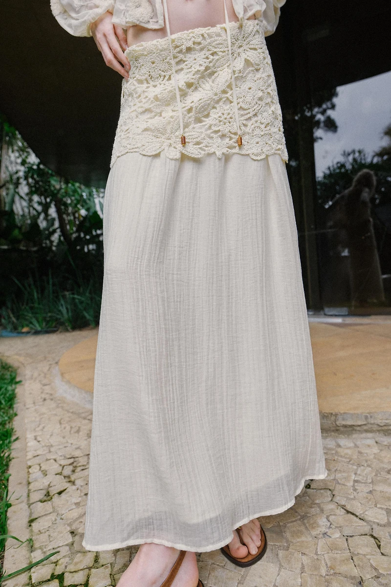 JUPE MI-LONGUE EN CROCHET BIMATIÈRE