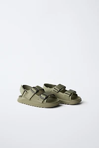 BUCKLED SANDALS