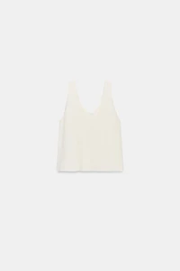 STRUCTURED STRAP TOP