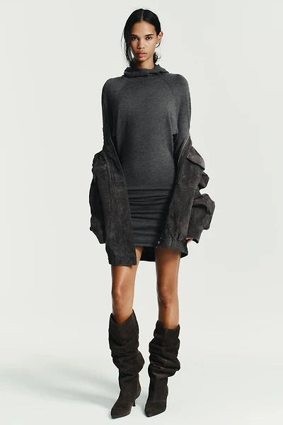 SUEDE KITTEN HEEL BOOT
