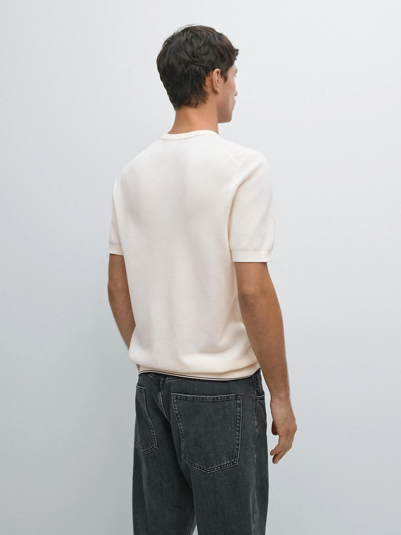 Textured knit short sleeve T-shirt