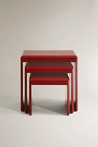 LACQUERED NESTING TABLES (SET OF 3) | COLIN KING