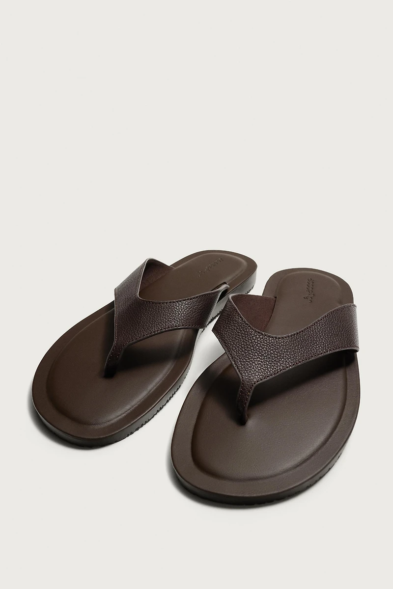 LEATHER STRAP SANDALS