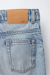 RIPPED STRAIGHT JEANS