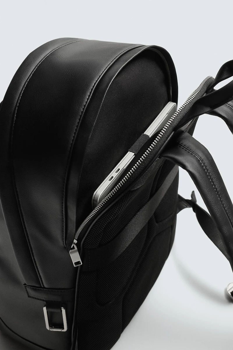 TEXTURED BACKPACK