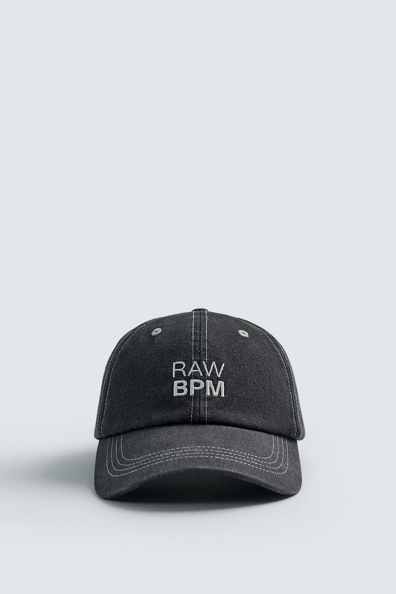 WASHED EMBROIDERED TEXT TOPSTITCHED CAP