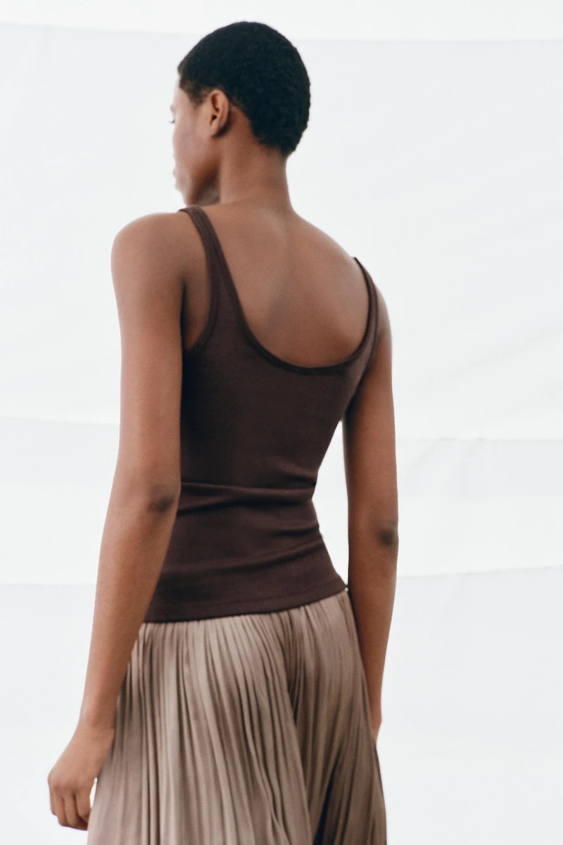 STRAPPY TANK TOP