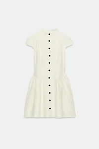 ROBE COURTE EN DENTELLE À BOUTONS CONTRASTE