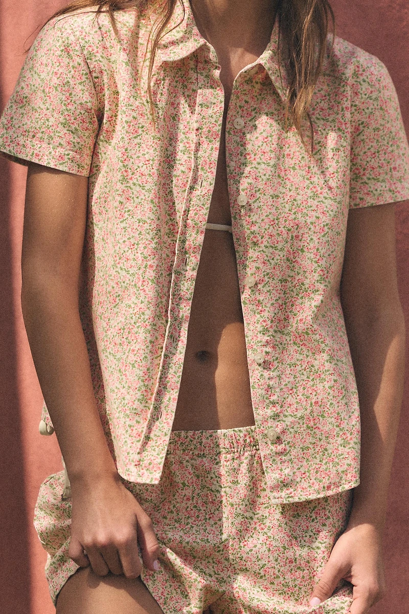 SHORT SLEEVE FLORAL SHIRT