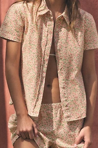 SHORT SLEEVE FLORAL SHIRT