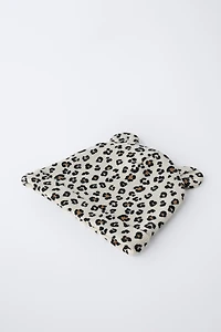 TWO-PACK OF WAFFLE KNIT EAR HATS WITH ANIMAL PRINT