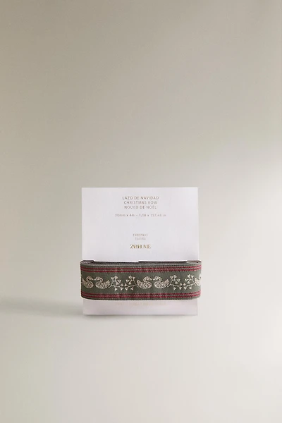 CHRISTMAS GIFT WRAPPING RIBBON WITH DECORATIVE DUCKLINGS