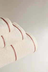 SERVIETTE DE BAIN PASSEPOIL CONTRASTANT