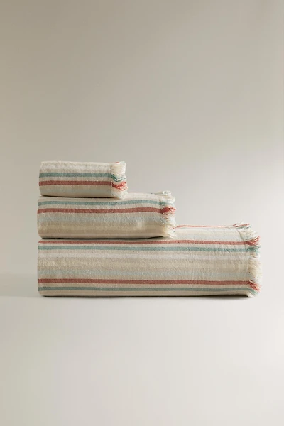 STRIPED LINEN BATH TOWEL
