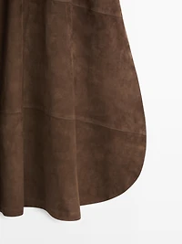 Jupe midi en cuir effet daim